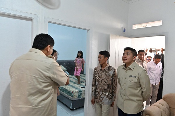 Pemerintah Serahkan Rumah Subsidi untuk Guru
