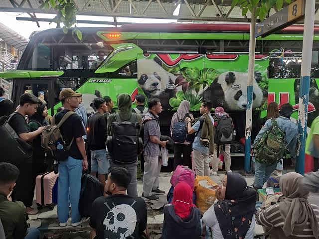 H-4 Lebaran, Penumpang Angkutan Bus Meningkat 94 Persen