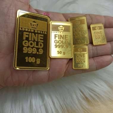 Harga Emas Antam Hari ini Turun Rp4.000 per Gram