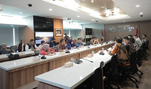 Wamen PU Sodorkan Sejumlah Peluang Investasi Manufaktur ke China