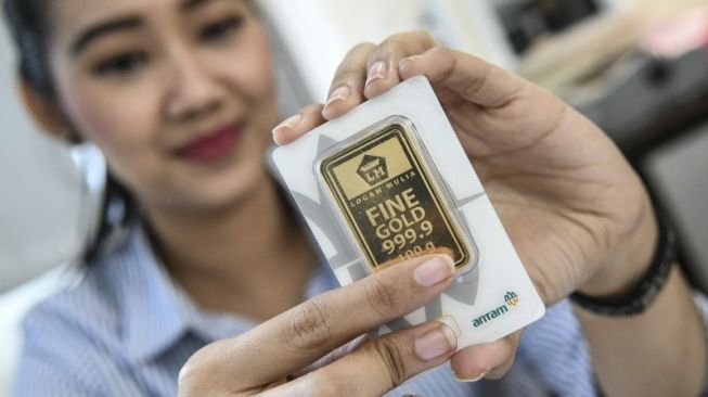 Hah? Harga Emas Antam Sudah Tembus Rp2 Juta per Gram!