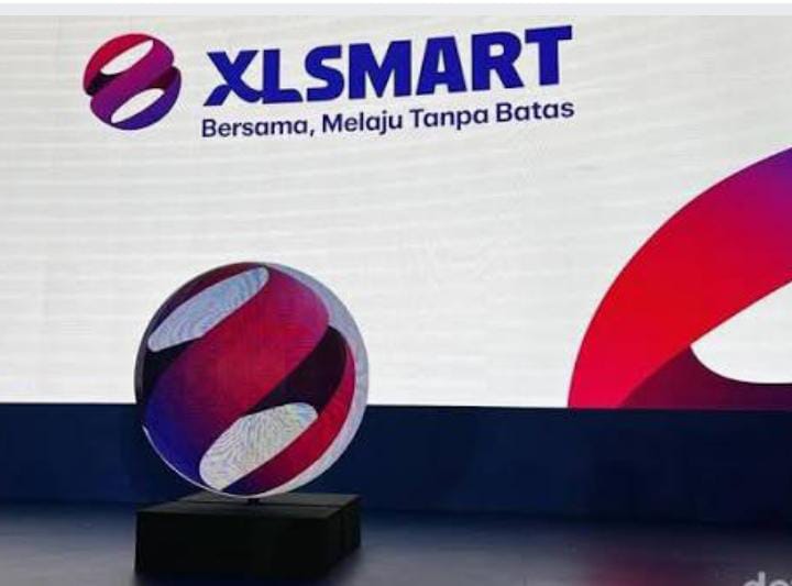 Dua Direktur XLSmart Buang Habis Saham  Harga Atas