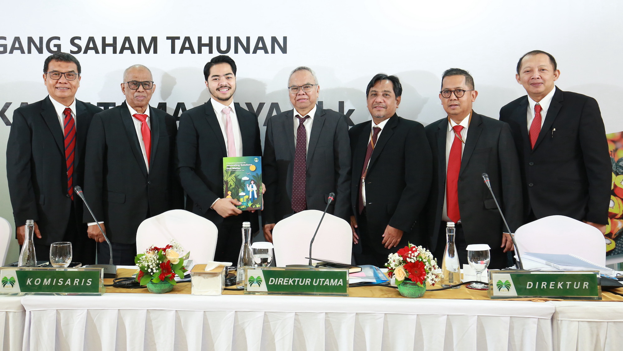 Pengurus Menthobi di sela-sela pelaksanaan rapat umum pemegang saham tahunan di Jakarta, Rabu, 30 April 2025. FOTO - ISTIMEWA Standar Baru Industri Sawit, MKTR Ciptakan Inovasi Energi Biomassa
