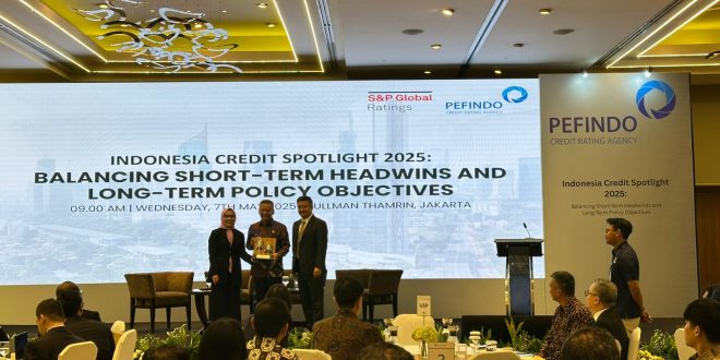 PEFINDO dan S&P Global Rating menggelar Seminar “Menyeimbangkan Tantangan Jangka Pendek dengan Tujuan Kebijakan Jangka Panjang” PEFINDO - S&P Kupas Strategi Hadapi Tantangan Ekonomi Terkini