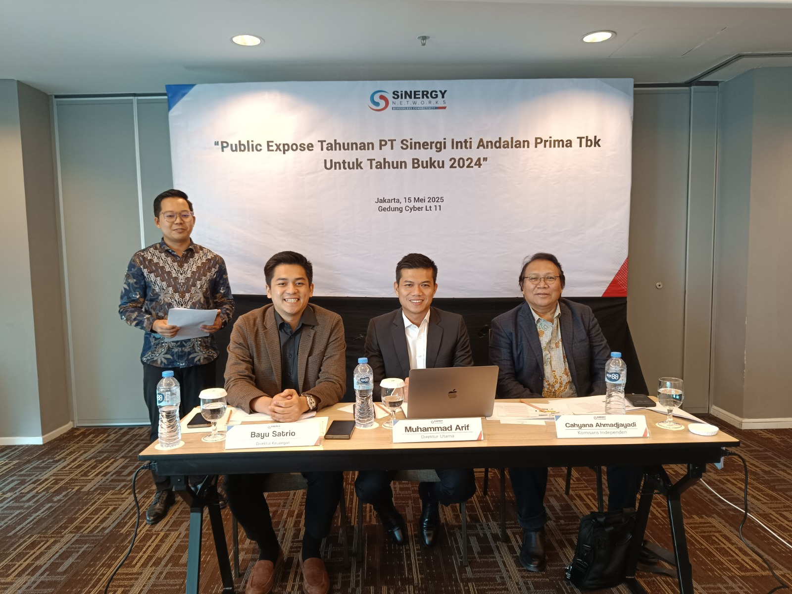 Jajaran manajemen PT Sinergi Inti Andalan Prima Tbk (INET) menyelenggarakan Public Expose Tahunan. FOTO/INET Gelar Public Expose Tahunan, INET Paparkan Beberapa Rencana Strategis