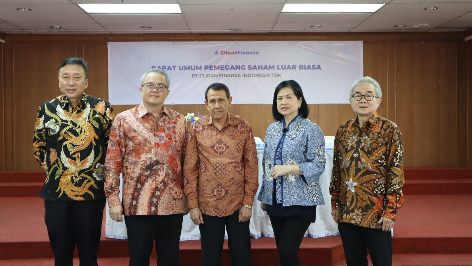 Pengurus Clipan Finance seusai pelaksanaan RUPS luar biasa. FOTO - ISTIMEWA Clipan (CFIN) Tebar Dividen Rp50 per Lembar, Periksa Jadwalnya