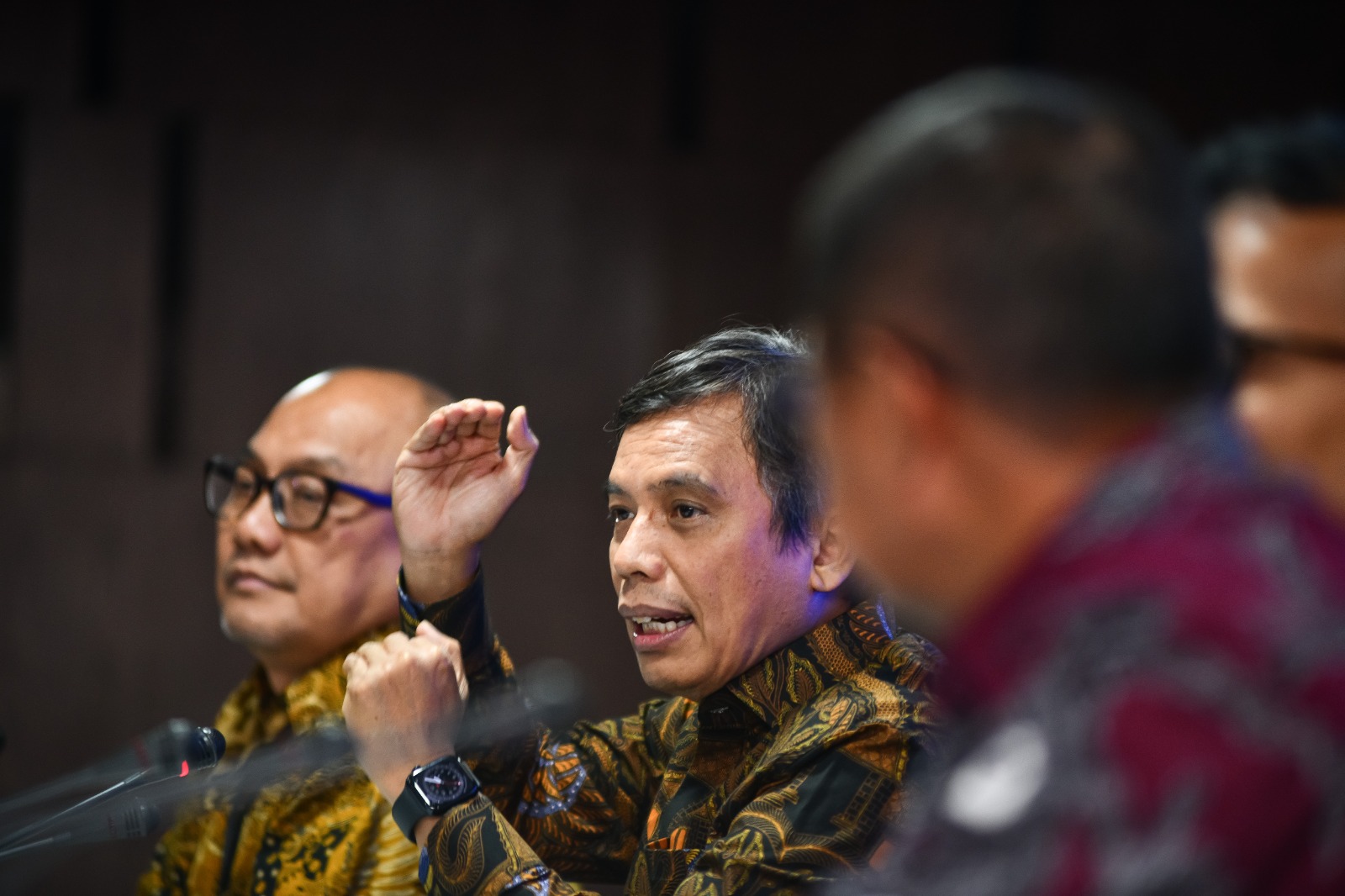 Dirut BTN Nixon LP Napitupulu (tengah) kala menjelaskanprospeks bank syariah nasional. FOTO - ISTIMEWA Resmi Caplok BVIS, Ini Ambisi BTN dalam Industri Perbankan Syariah