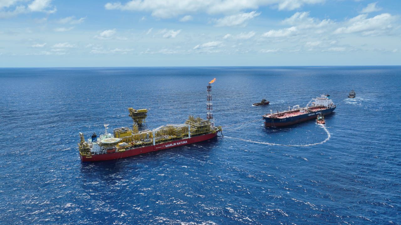 Potret kapal tanker kepemilikan emiten MEDC alias MedcoEnergi Medco Energi (MEDC) Lifting Minyak dari Lapangan Forel di Natuna