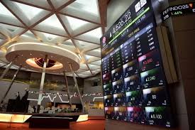 Ilustrasi suasana Bursa Efek Indonesia. Dok. Sinar Harapan. Raih 2 Juta Investor Baru, Semester I Target 2025 BEI Sudah Terlampaui