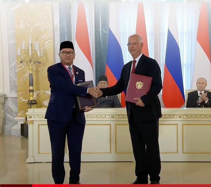 CEO Danantara Indonesia bertemu pimpinan United Company RUSAL dan Sistema PJSFC, serta menandatangani nota kesepahaman bersama CEO Russian Direct Investment Fund, Kirill Dmitriev. Kesepakatan Danantara Indonesia dengan RDIF menandai peluncuran Russia-Indonesia Investment Platform (RIDNIP), dengan komitmen investasi hingga €2 miliar. FOTO/Instagram @Danantara.Indonesia Danantara-RDIF & Nuklir: Momentum Strategis RI di Pasar Modal