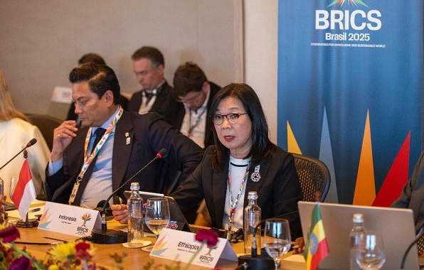 Bank sentral dan kementerian keuangan negara-negara BRICS sepakat untuk memperkuat kerja sama internasional dengan mendorong sistem perdagangan multilateral yang terbuka, inklusif, dan berbasis pada aturan Bank Sentral BRICS Koordinasi Kebijakan Hadapi Ketidakpastian Global