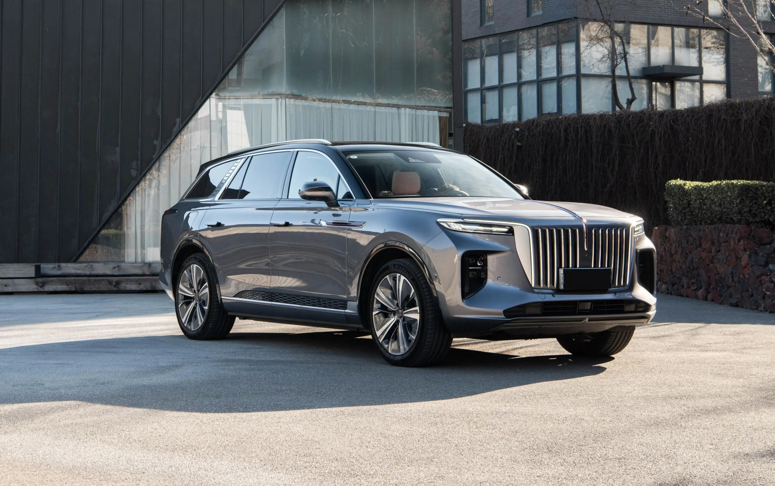 Salah Satu mobil mewah unggulan besutan Hongqi. FOTO - ISTIMEWA IMAS Jadi Distributor Pesaing Rolls-Royce, Simak Detailnya