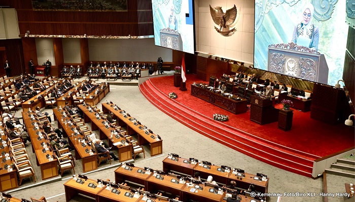 Kementerian Keuangan (Kemenkeu) mencatat realisasi Transfer ke Daerah (TKD) hingga Semester I tahun 2025 mencapai Rp400,6 triliun atau 43,5% dari pagu APBN 2025 sebesar Rp919,8 triliun. Realisasi TKD Semester I 2025 Capai Rp400,6 Triliun