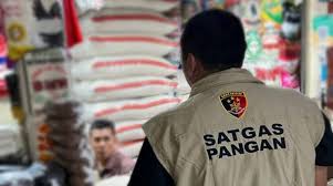 Satgas Pangan investigasi temuan 212 merek beras kemasan yang melanggar ketentuan. Dok. Tribrata News. Satgas Pangan Polri Periksa Empat Produsen Beras Nakal