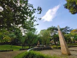 Gubernur Pramono Anung Wibowo memastikan pembangunan tiga taman baru di Jakarta Selatan segera dimulai bulan ini. Ketiga taman itu bakal digabung menjadi satu kawasan ruang terbuka hijau lengkap dengan fasilitas olahraga hingga area pertunjukan. Dok. Travelspromo. Benahi Fasilitas Publik, Pemprov Jakarta Gabung 3 Taman di Jaksel