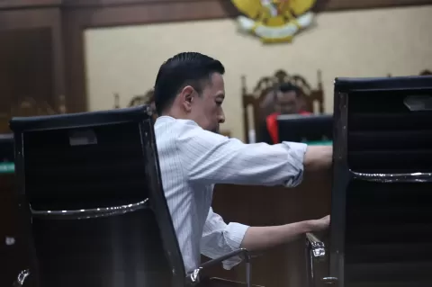 Vonis 4,5 Tahun dan Denda Rp750 Juta Untuk Tom Lembong