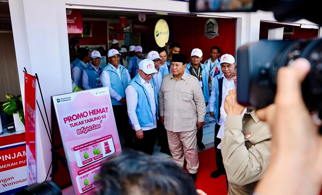 Presiden Prabowo Subianto saat menghadiri peluncuran kelembagaan 80.081 Koperasi Desa/Kelurahan Merah Putih di Kecamatan Wonosari, Klaten, Senin (21/7). Pertamina Pasok LPG untuk Koperasi Desa Merah Putih