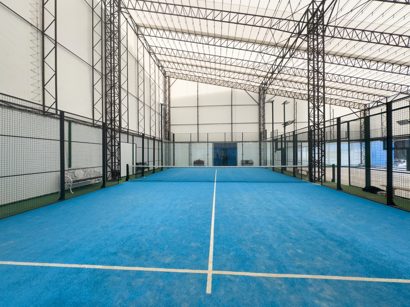 Popularitas olahraga padel di Indonesia sedang naik daun. Dok. Ist. Ketika Tren Padel Membawa Peluang Usaha, Asuransi Diperlukan?