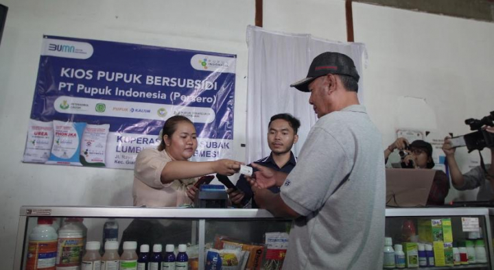 Perintah memperkenalkan mekanisme Titik Serah, yaitu titik distribusi pupuk subsidi yang ditetapkan bersama oleh BUMN Pupuk selaku pelaku usaha distribusi. Perjelas Distribusi, Diterapkan Skema Titik Serah Pupuk Subsidi