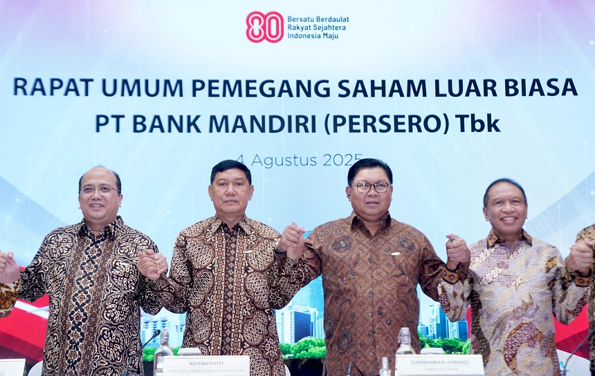 Manajemen Bank Mandiri (BMRI) usai menggelar RUPSLB pada Senin (4/8). Bank Mandiri (BMRI) Gelar RUPSLB, Ini Keputusannya