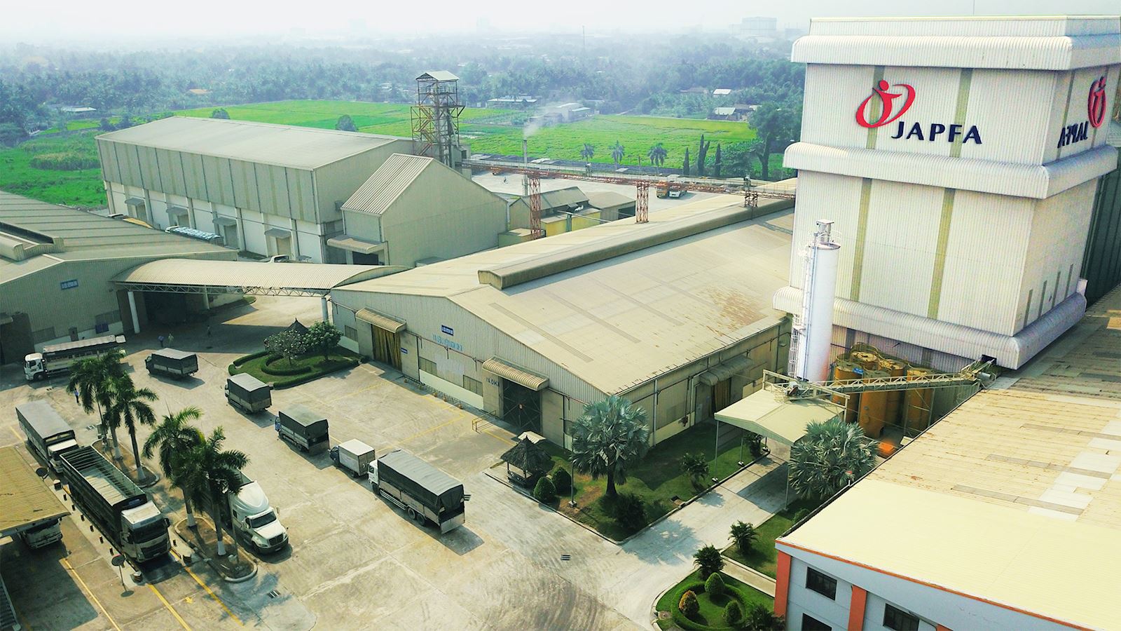 Suasana pabrik Japfa Comfeed ditilik dari udara. FOTO - ISTIMEWA Laba dan Penjualan Drop, Simak Kinerja JPFA Paruh Pertama 2025