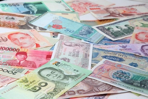 Bank Indonesia (BI), Bank Negara Malaysia (BNM), dan Bank of Thailand (BOT) menunjuk bank peserta baru Appointed Cross Currency Dealer (ACCD) dalam rangka penyelesaian transaksi bilateral menggunakan mata uang lokal (Local Currency Transaction Framework/LCTF) di ketiga negara. BI, BNM dan BOT Perluas Bank Peserta Transaksi dengan Uang Lokal