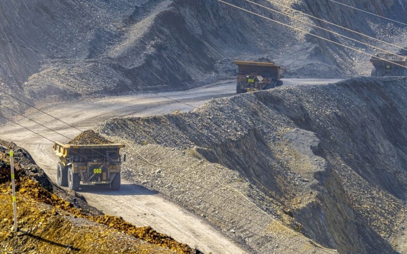 Lanjut! Warga Australia Buang 27,99 Juta Saham AMMN