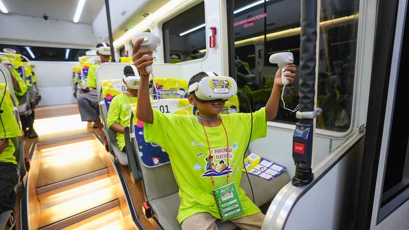 Nusameta, unit usaha PT WIR Asia Tbk (WIRG) yang berfokus pada pengembangan teknologi imersif dan ekosistem virtual, kembali menegaskan komitmennya terhadap pemerataan pendidikan di Indonesia. Melalui program Sekolah VR Keliling, Nusameta ambil bagian dalam Jambore Sahabat Anak 2025 yang digelar Yayasan Sahabat Anak pada 26–27 Juli 2025 di Bumi Perkemahan Ragunan, Jakarta Selatan. Wir Asia (WIRG) Buka Akses Teknologi Inklusif di Jambore Sahabat Anak