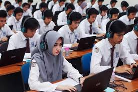 Ilustrasi tahun 2025 ini pemerintah membuka penerimaan CPNS hanya untuk dari sekolah kedinasan. Jalur umum tidak ada. Dok. ist. Solo Balapan. Rekrutmen CPNS 2025 Hanya Untuk Sekolah Kedinasan, Umum Tidak Ada