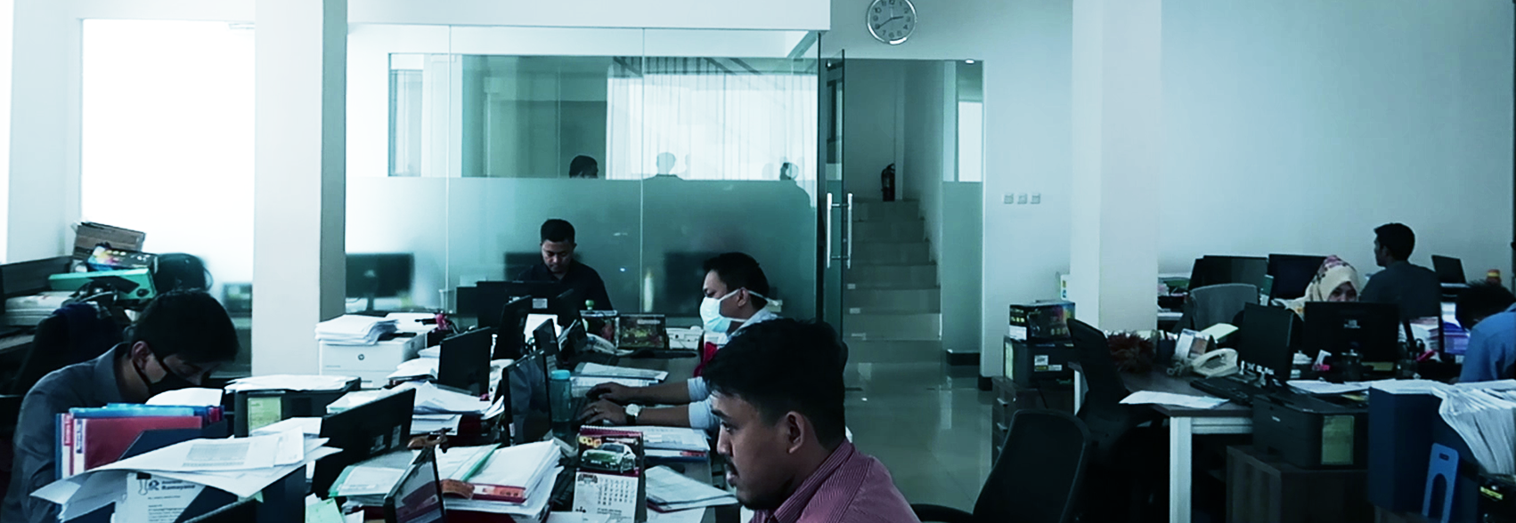 Suasana kerja di kantor Asuransi Ramayana. FOTO - ISTIMEWA Industri Menggeliat, Paruh Pertama 2025 Laba ASRM Surplus 162 Persen