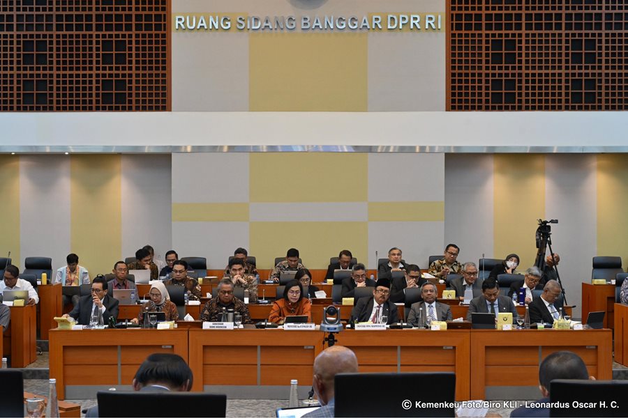 Menteri Keuangan ketika menghadiri Rapat Paripurna DPR RI membahas pandangan fraksi-fraksi terhadap RAPBN 2026 yang diselenggarakan pada Kamis (21/8) Menkeu Sepakat dengan DPR Agar Belanja Makin Berkualitas dan Produktif