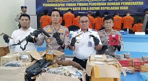 Polda Tangkap Perompak Kapal Asing di Selat Philip Kepulauan Riau