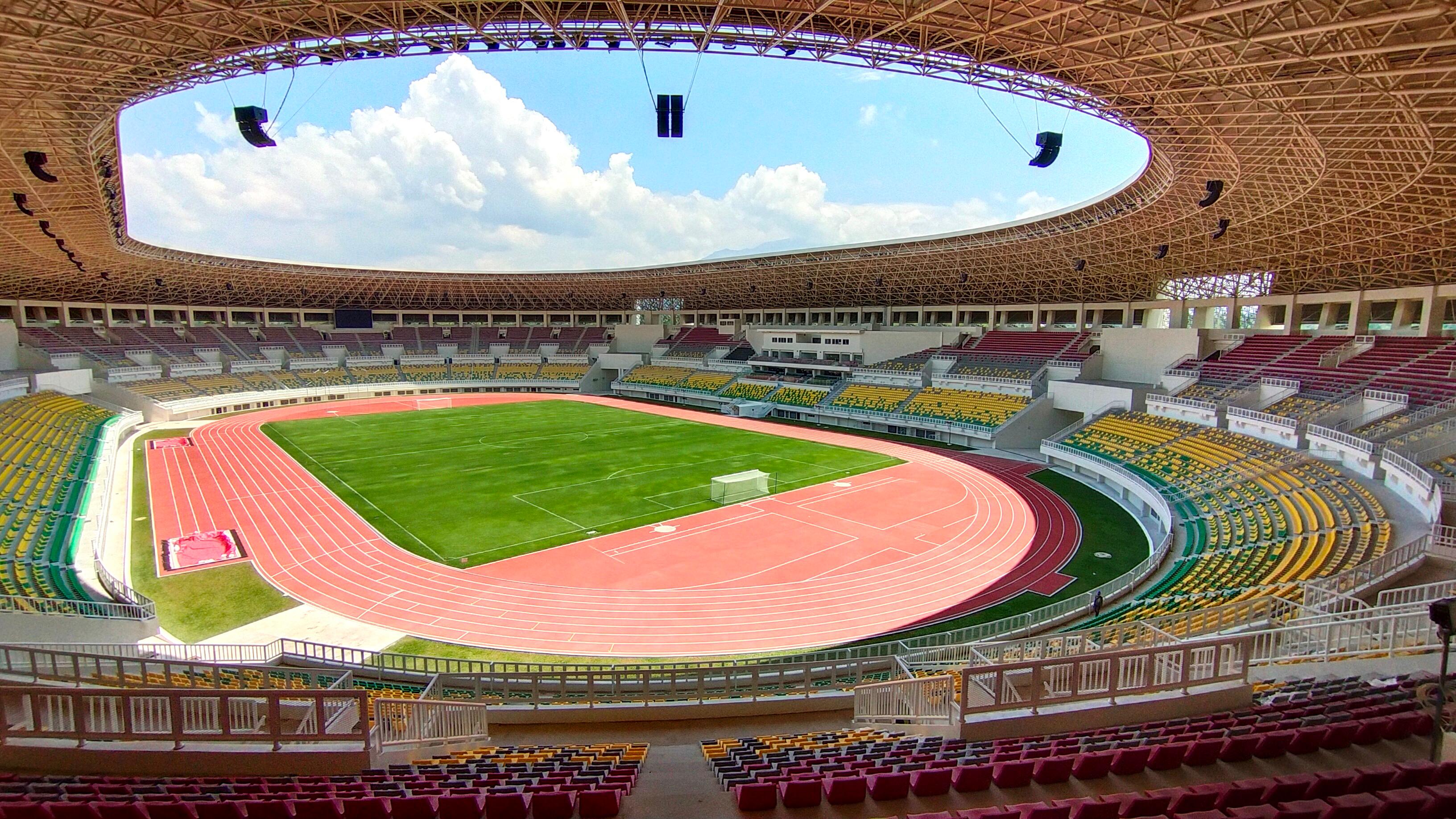 Banten International Stadium Garapan PTPP: Kebanggaan Baru, Standar Internasional untuk Sepak Bola Indonesia Kini Sudah Digunakan untuk Liga Super Indonesia Banten International Stadium Jadi Ikon Baru Dunia Olahraga Tanah Air