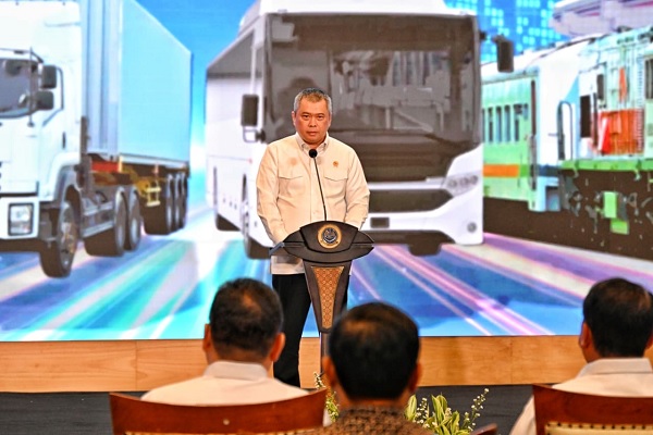 Menteri Perhubungan Dudy Purwagandhi saat membuka Forum Diskusi Rantai Transportasi yang Berkeadilan di Kantor Pusat Kementerian Perhubungan, Jakarta, Senin (22/9) Menhub: Transportasi Instrumen Keadilan