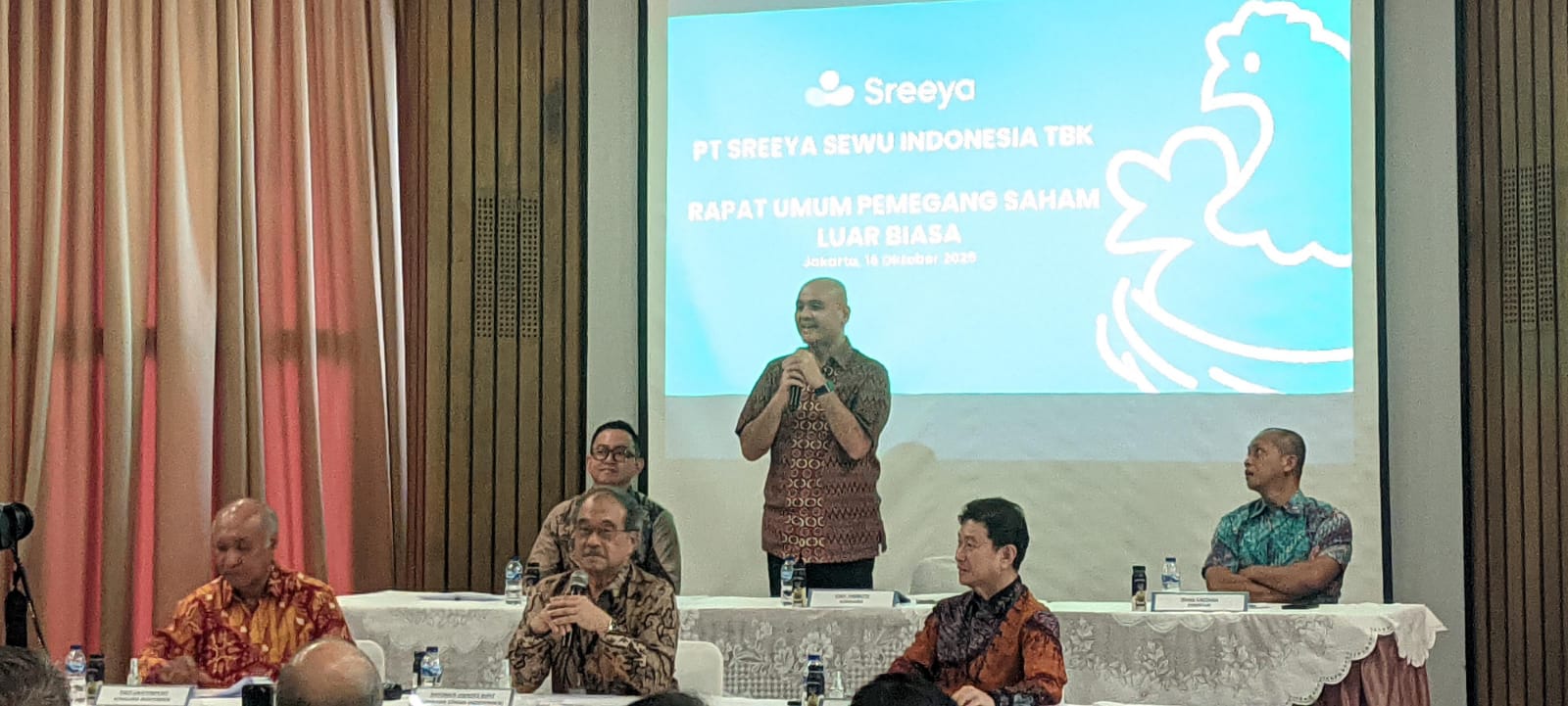 Potret Direktur Baru SWID dalam gelaran RUPSLB pada Kamis (16/10/2025). FOTO: EmitenNews.com/Akhmad Jiharka. Sreeya Sewu (SIPD) Angkat Eddy Tamboto Jadi Direktur Utama