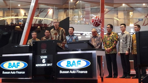 BEI Catatkan Obligasi Bussan Auto Finance Rp500 Miliar Hari Ini