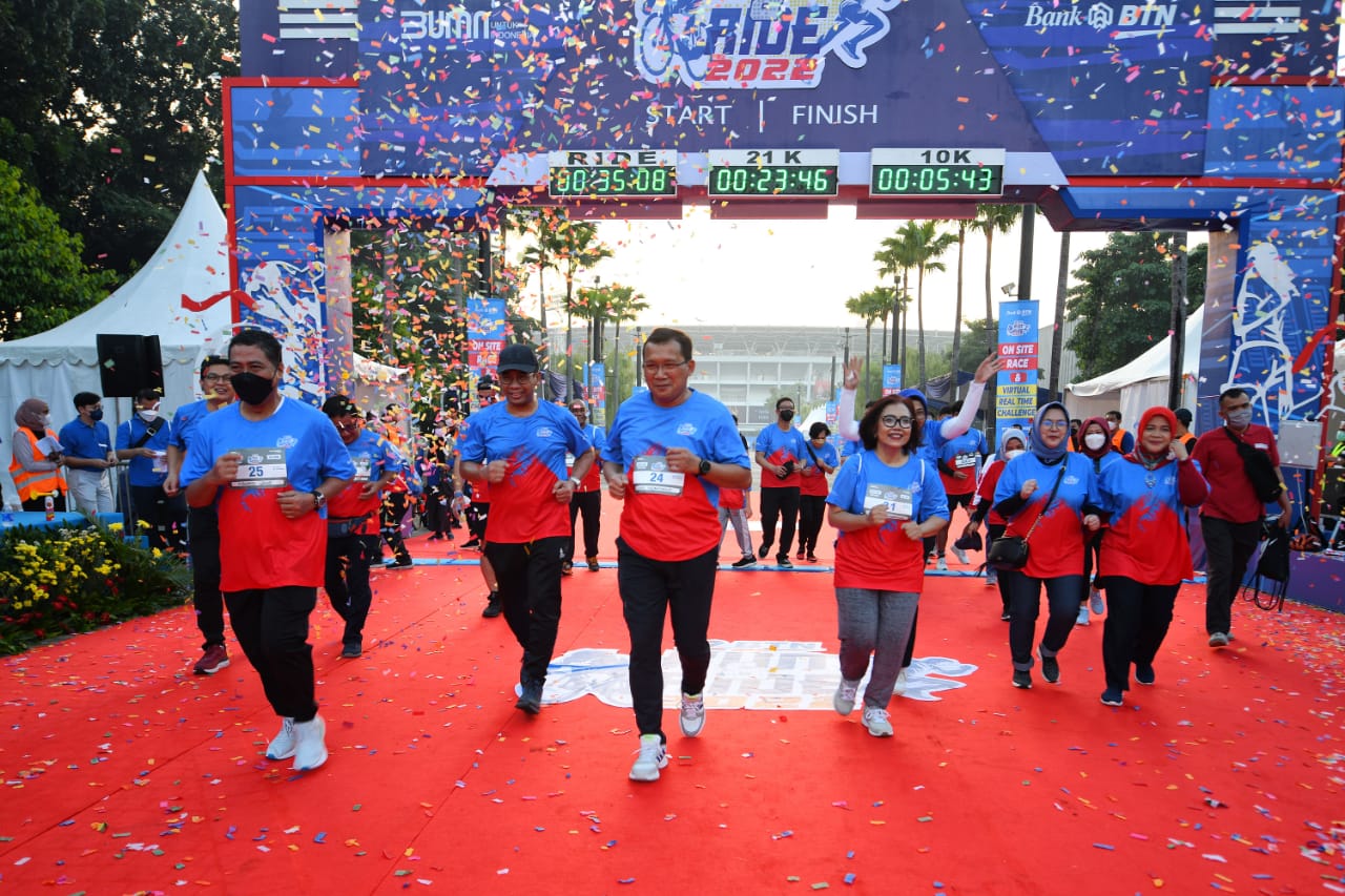 Meriah, 3.000 Peserta Meriahkan BTN Run & Ride 2022