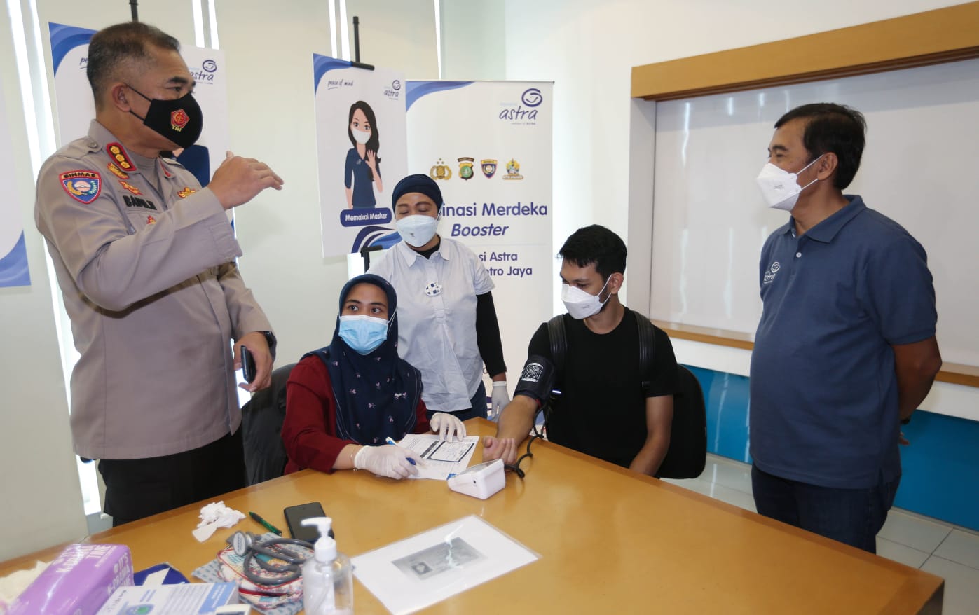 Asuransi Astra Dukung Percepatan Vaksinasi Booster bersama Ditbinmas Polda Metro Jaya