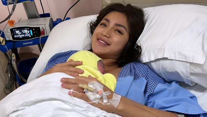Bahagianya Jessica Iskandar, Anak Keduanya Laki-laki Telah Lahir!