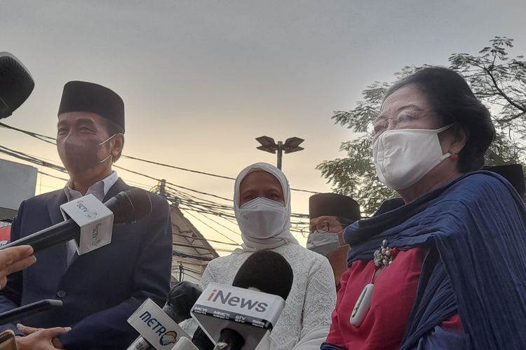 Saat Resmikan Masjid At Taufik, Jokowi Tanggapi Isu Hubungannya dengan Megawati Renggang