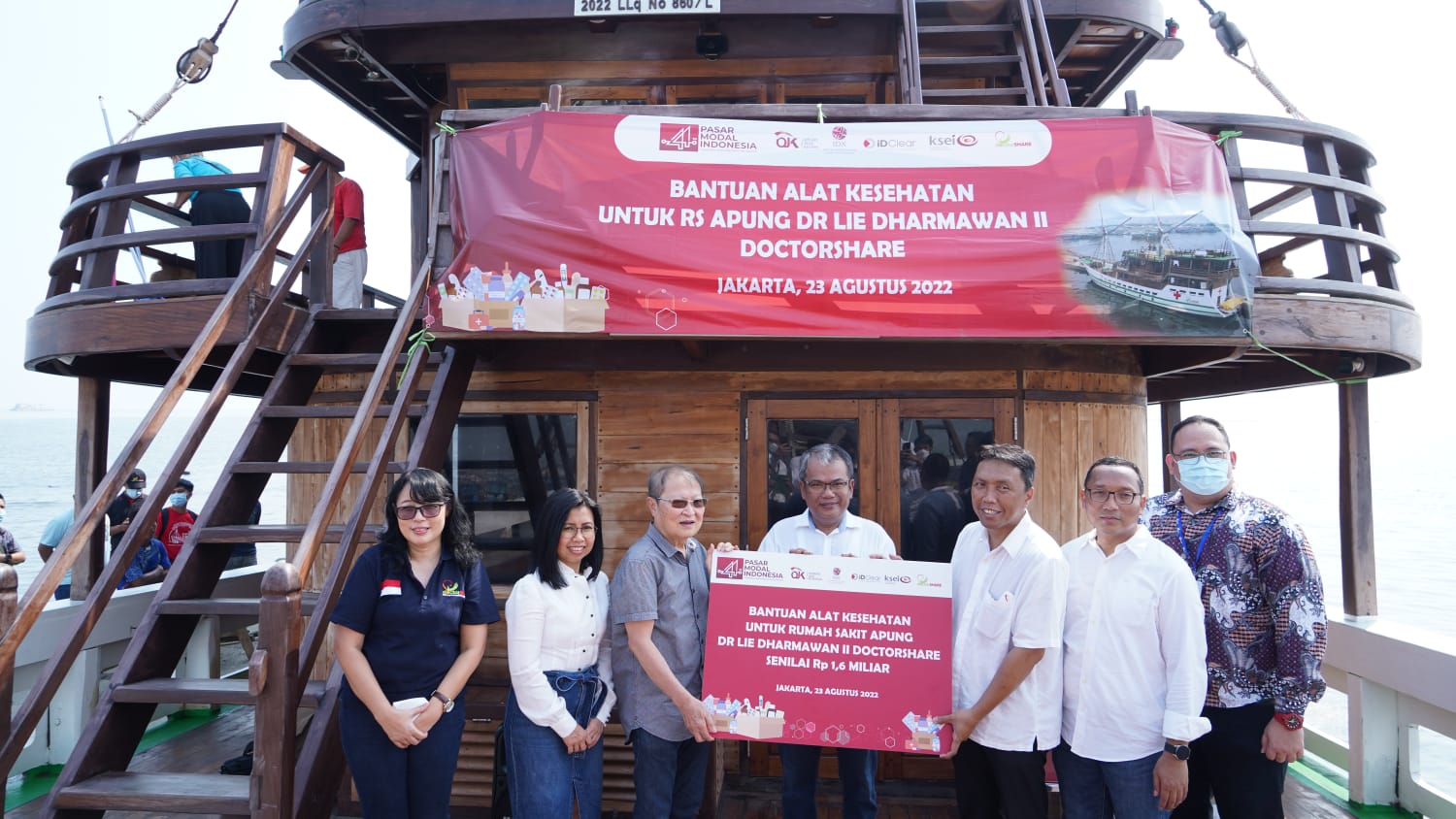 SRO Beri Bantuan Peralatan Pendukung Ruang Operasi Untuk Rumah Sakit Apung