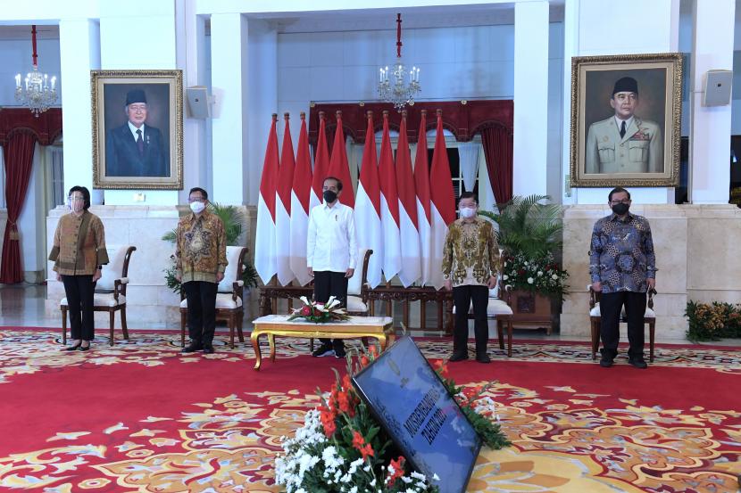Pilpres 2024: Tanpa Sebut Nama, Jokowi Ungkap Kriteria Pemimpin Ideal Penggantinya