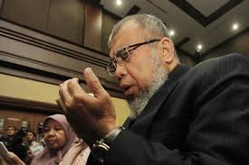 Zumi Zola bebas bersyarat. dok. rm.id. Hari Pembebasan Bersyarat! Selasa (6/9) Sejumlah Napi Korupsi Bebas Hirup Udara Segar