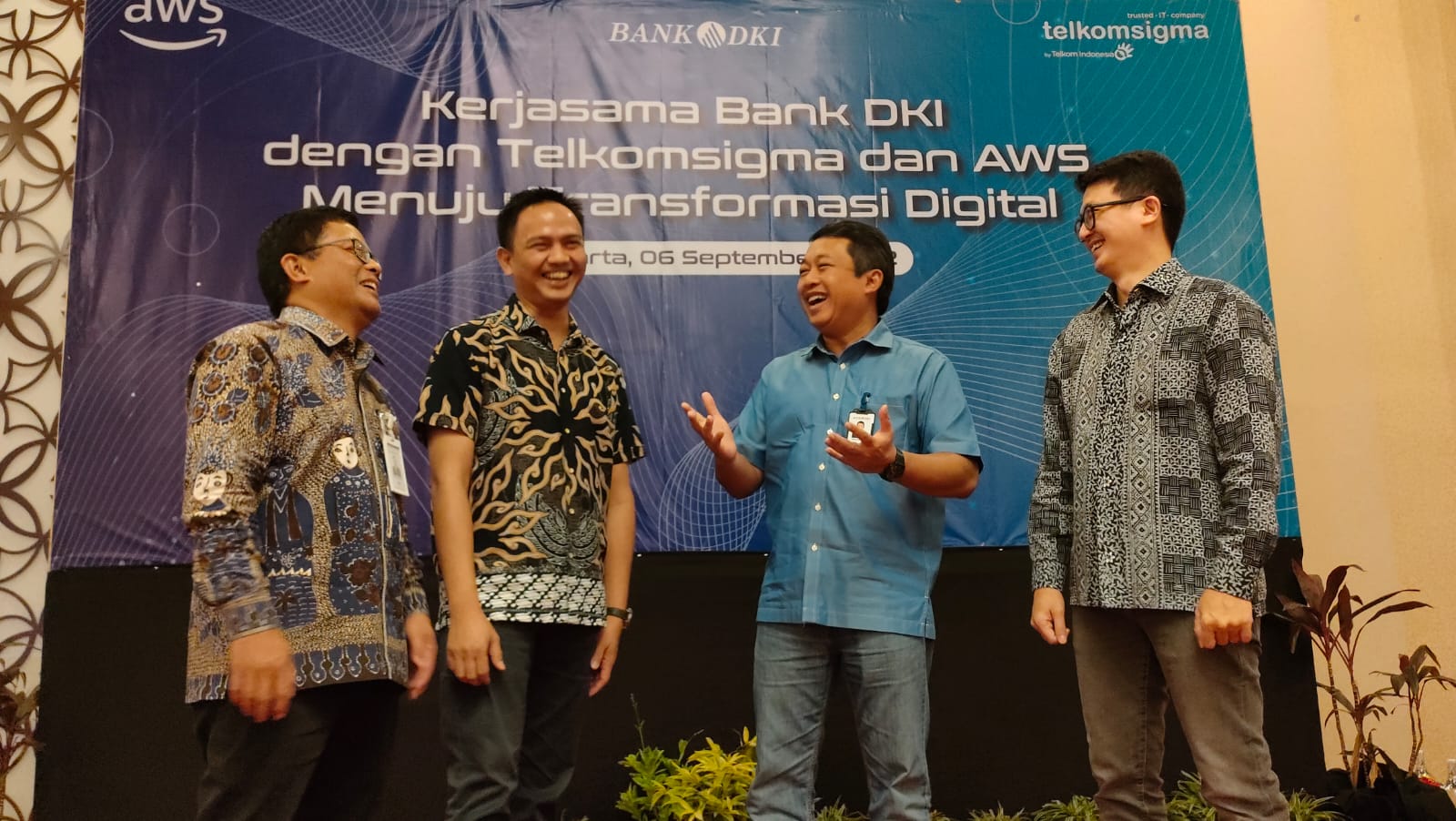 Kerja Sama Bank DKI, Amazon Web Services dan Telkomsigma Terkait Teknologi Komputasi Awan