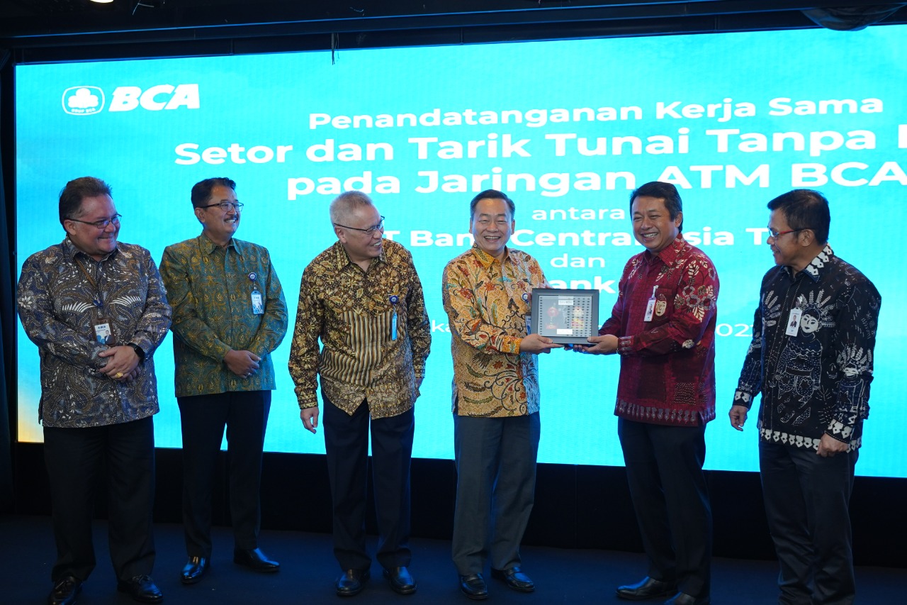 Nasabah Bank DKI Bisa Manfaatkan Jaringan ATM Setor dan Tarik Tunai BCA