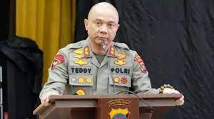 Kapolri Ungkap Irjen Teddy Minahasa Terlibat Jaringan Peredaran Gelap Narkoba