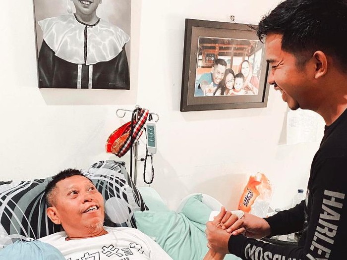 Ulang Tahun ke-59, Kesehatan Tukul Arwana Terus Membaik