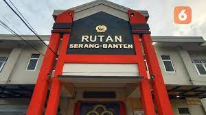 Dari Rutan Serang Banten, Nikita Mirzani Traktir Pizza Seluruh Penghuni Rumah Tahanan