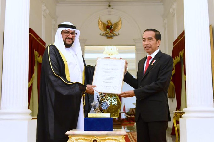 Mampu Jaga Kerukunan, Jokowi dapat Penghargaan Perdamaian Hasan bin Ali dari Abu Dhabi