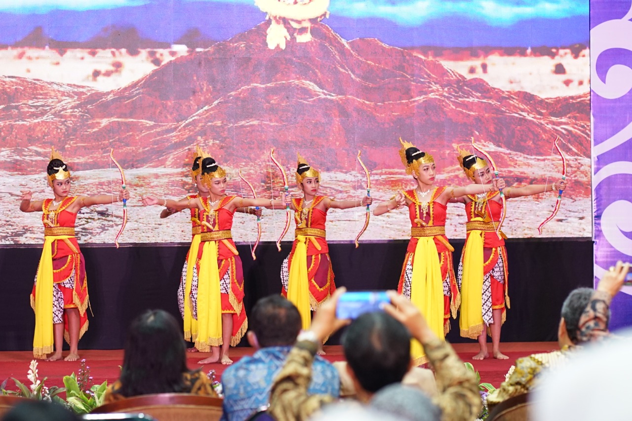Perkenalkan Budaya Ke Generasi Muda, BCA Komit Dukung Pelestarian Wayang Indonesia